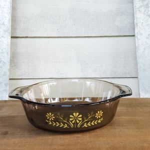 Vintage pyrex dish